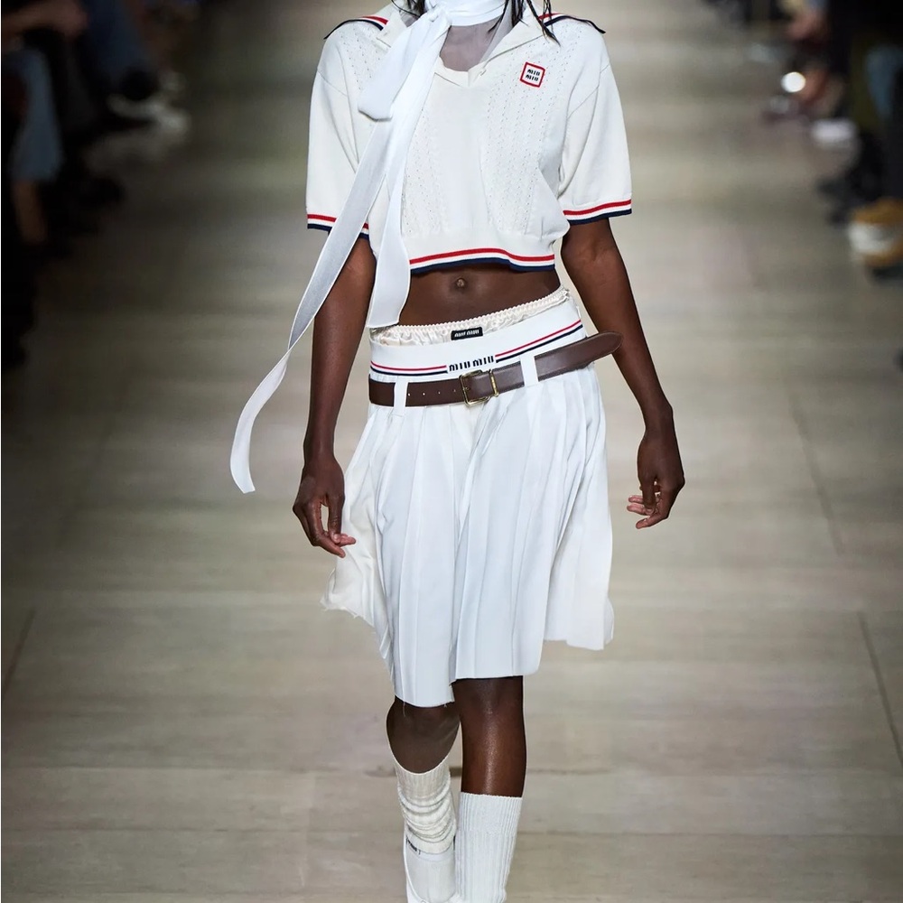 Miu Miu - Picture 8 of 11